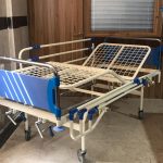 تخت سه شکن توری - کاوردار